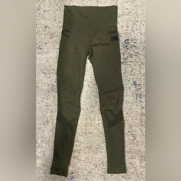 Alala Essential Seamless Tight - Picture 4 of 4